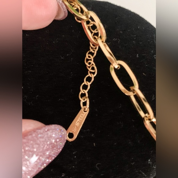 Gold plated stainless lock and paperclip necklace - Picture 4 of 6